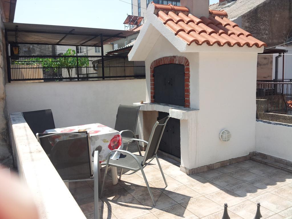 Apartments Bepina- 5 Mins From The Center Split Kamer foto