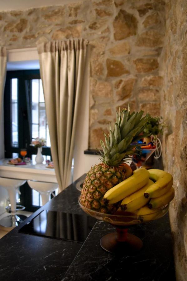 Apartments Bepina- 5 Mins From The Center Split Buitenkant foto